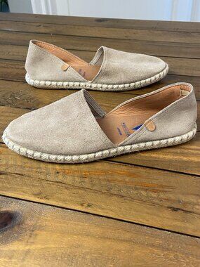 Verbenas Gaudi Suede Espadrilles Tan Slip On Loafers Made in Spain Size 39 US 8
